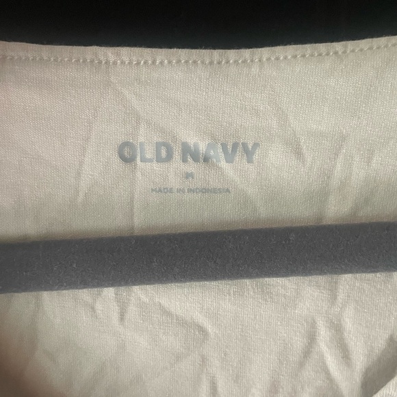 Fitted Short-Sleeve V-Neck Bodysuit - Picture 2 of 4